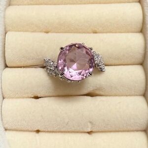 Bomb Party Ring | Light Rose Quartz